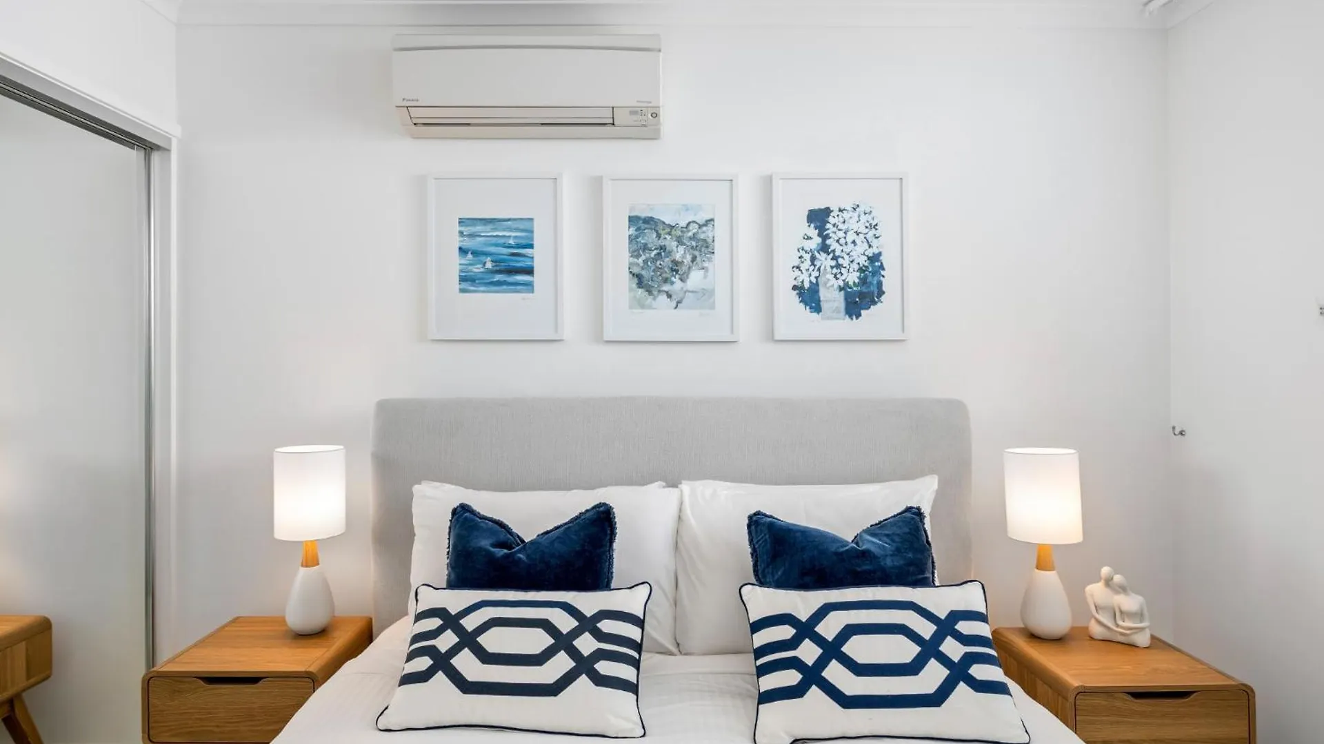 Beachside Stunning 3-Bed With Ocean View & Pool Caloundra Daire